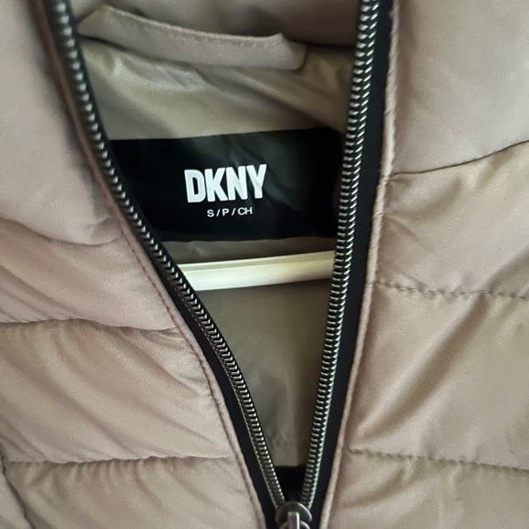 DKNY puffy jacket - Picture 3 of 3
